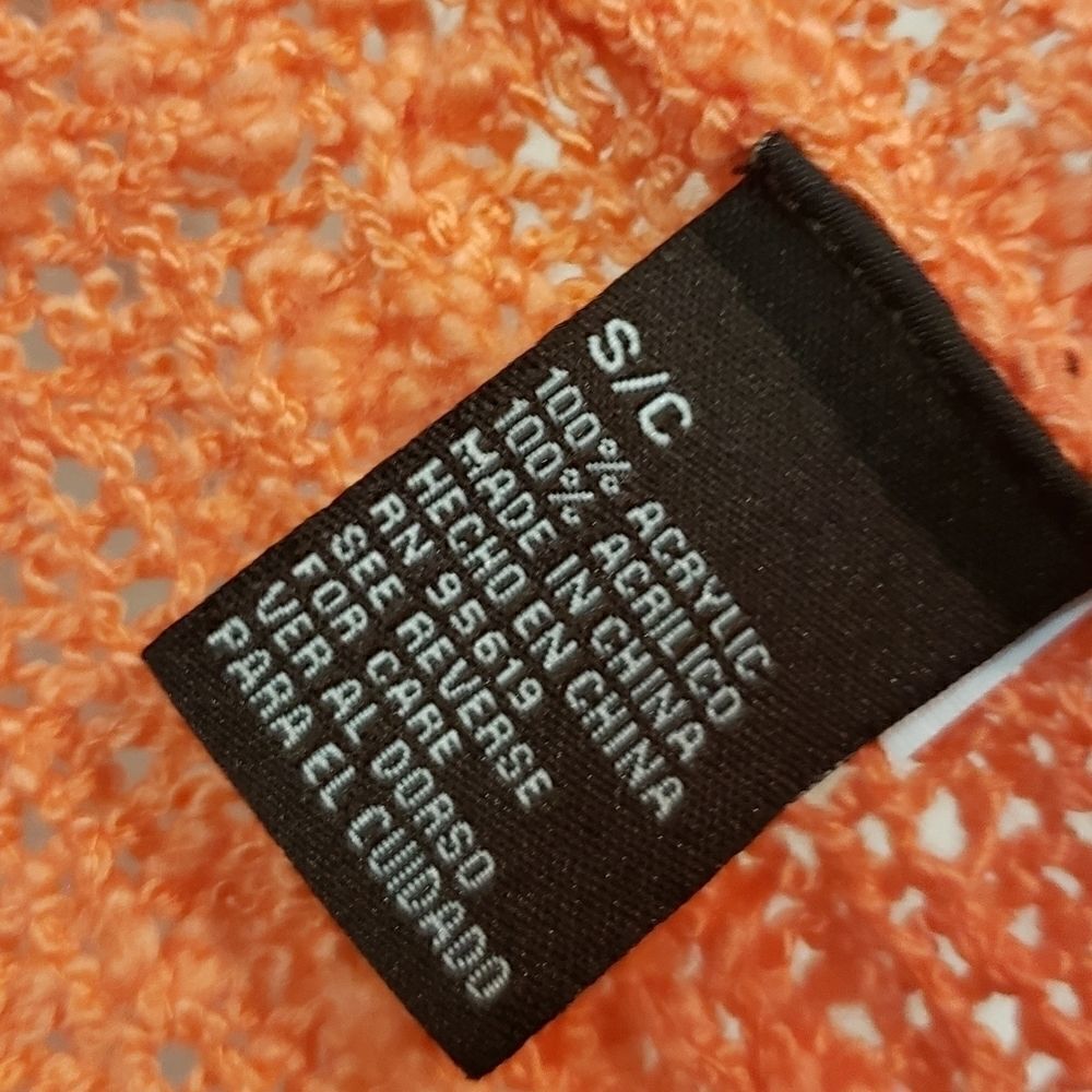 Fever Sweater - Picture 4 of 4